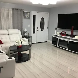 Holiday home Mary's Luxury House, Tampa